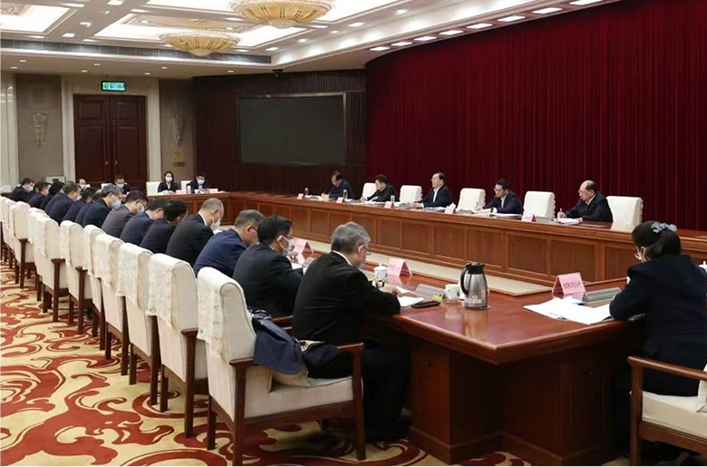 湖北省委书记王忠林主持召开民营企业座谈会 长运娱乐受邀参加