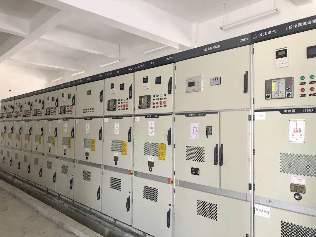 宝钢新港110kV变电站一次性送电成功